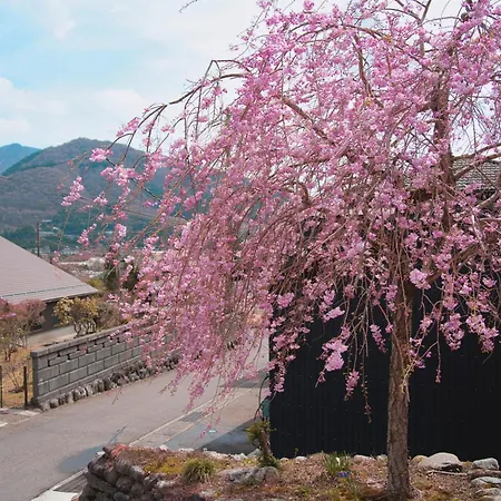 Root Hakone Bar & Guesthouse-3
